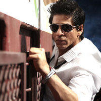 Shahrukh Khan - Ra One Movie Stills and Wallpapers | Picture 100037